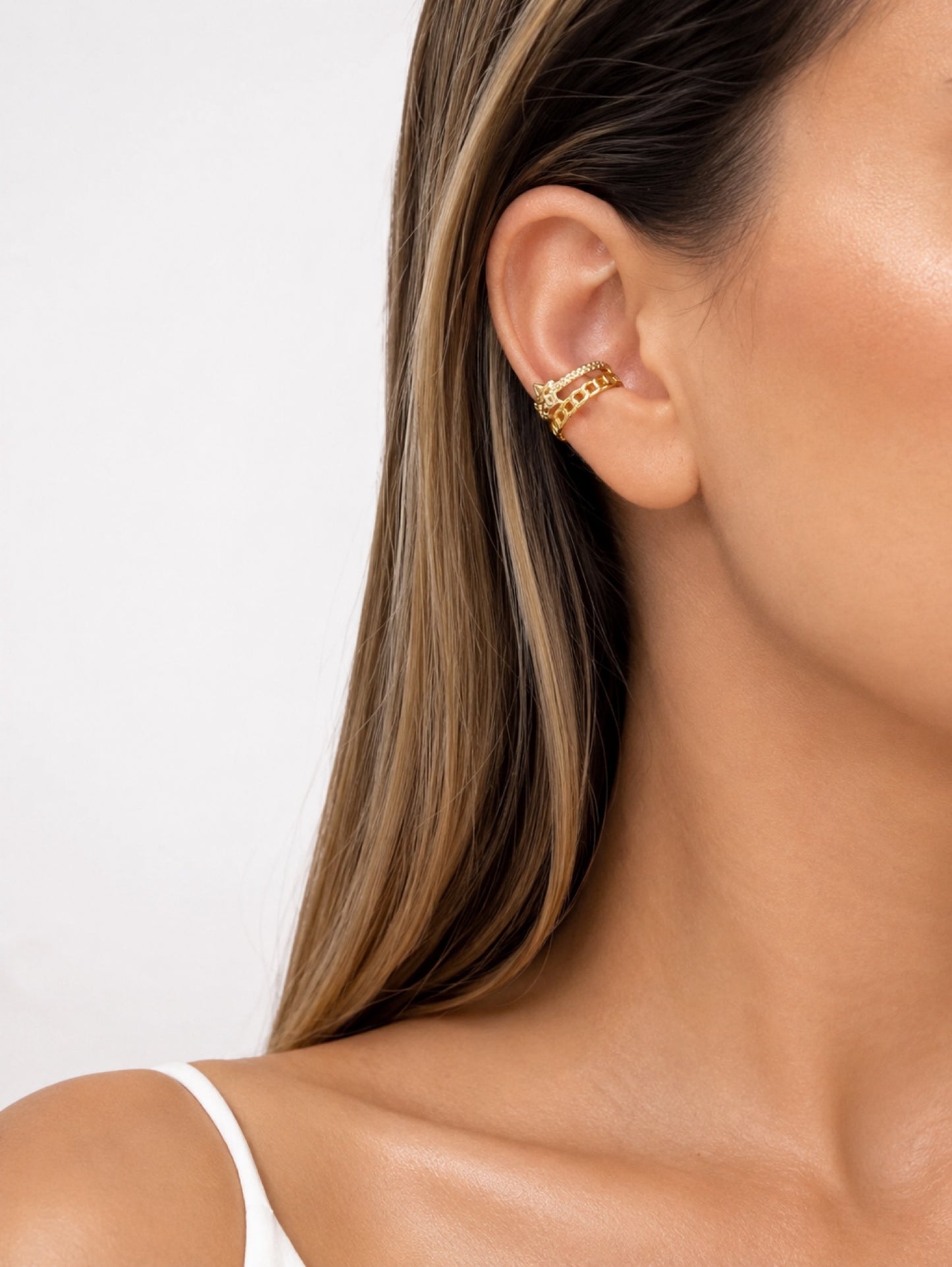 EARCUFF