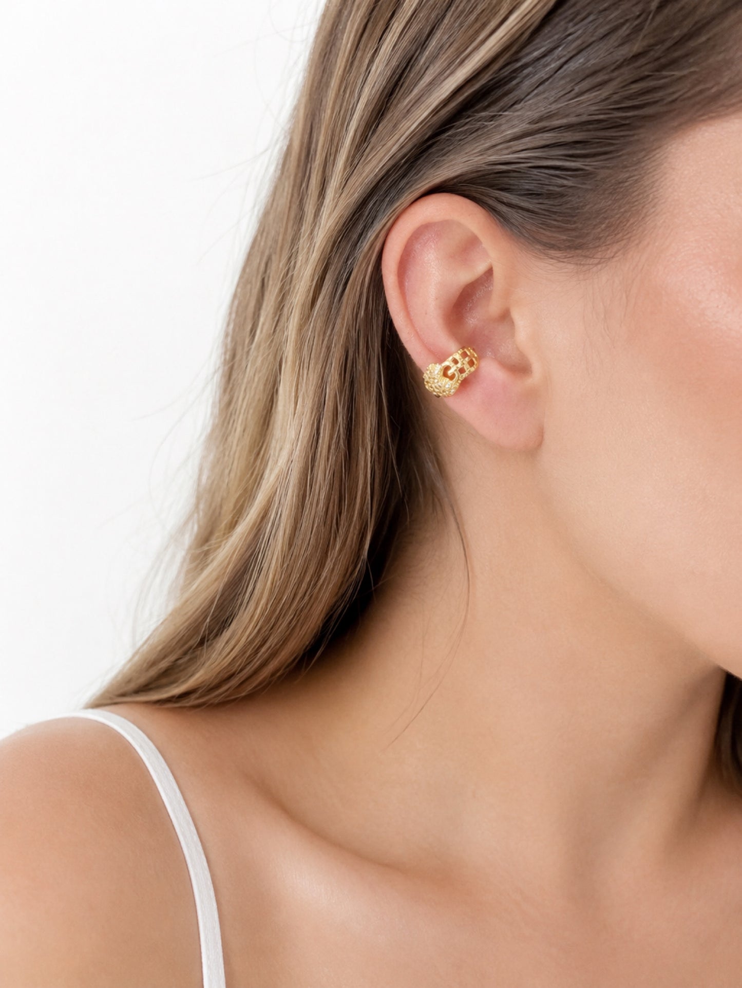 EARCUFF