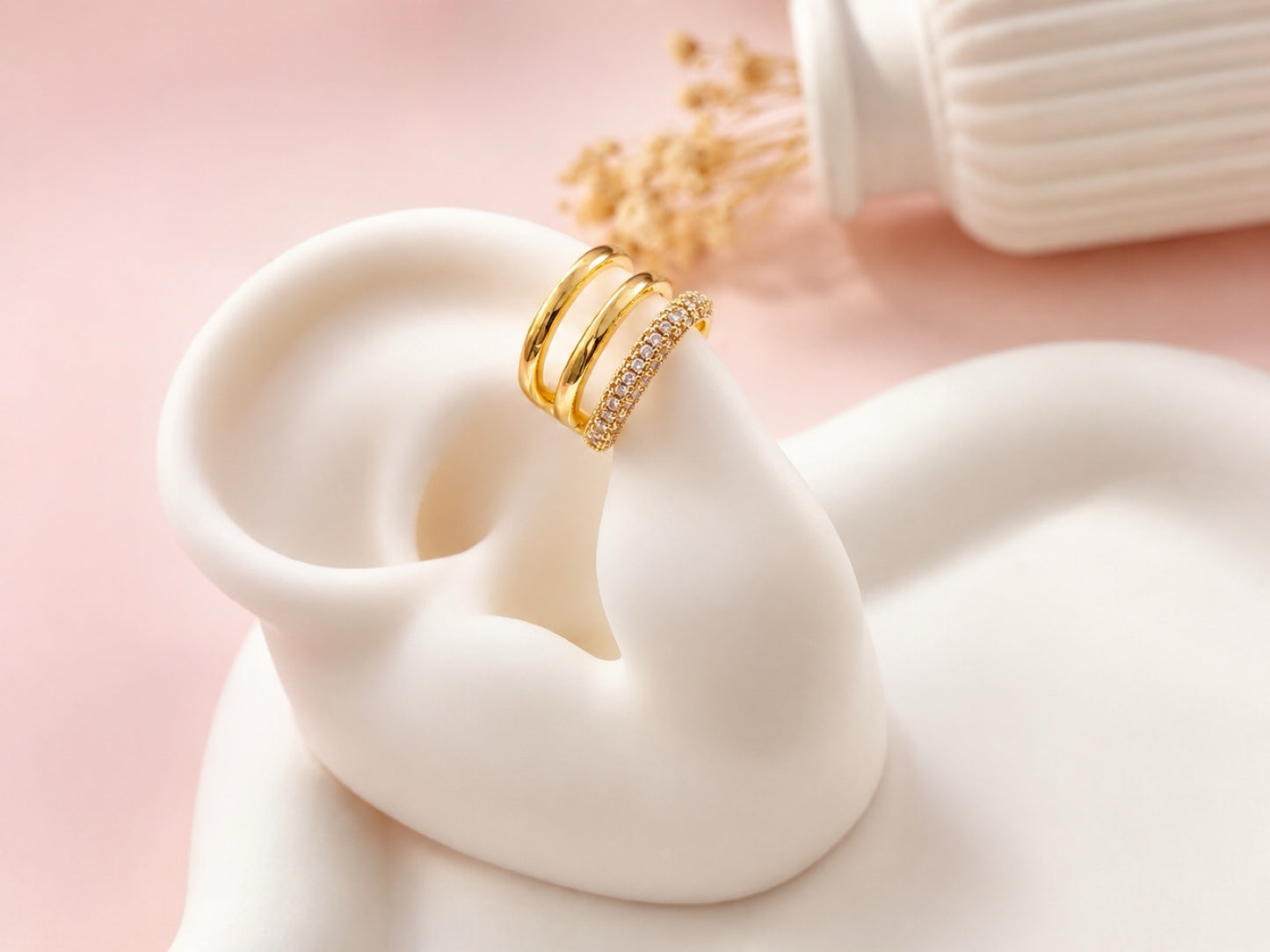 EARCUFF