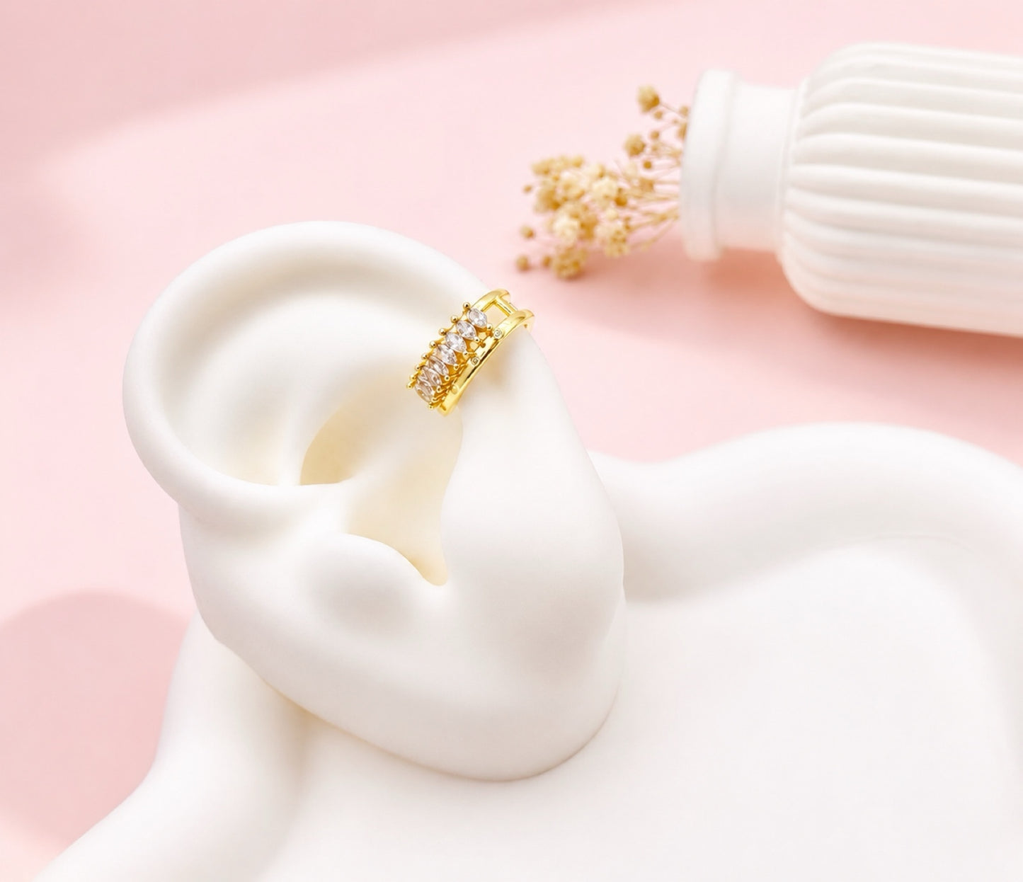 EARCUFF