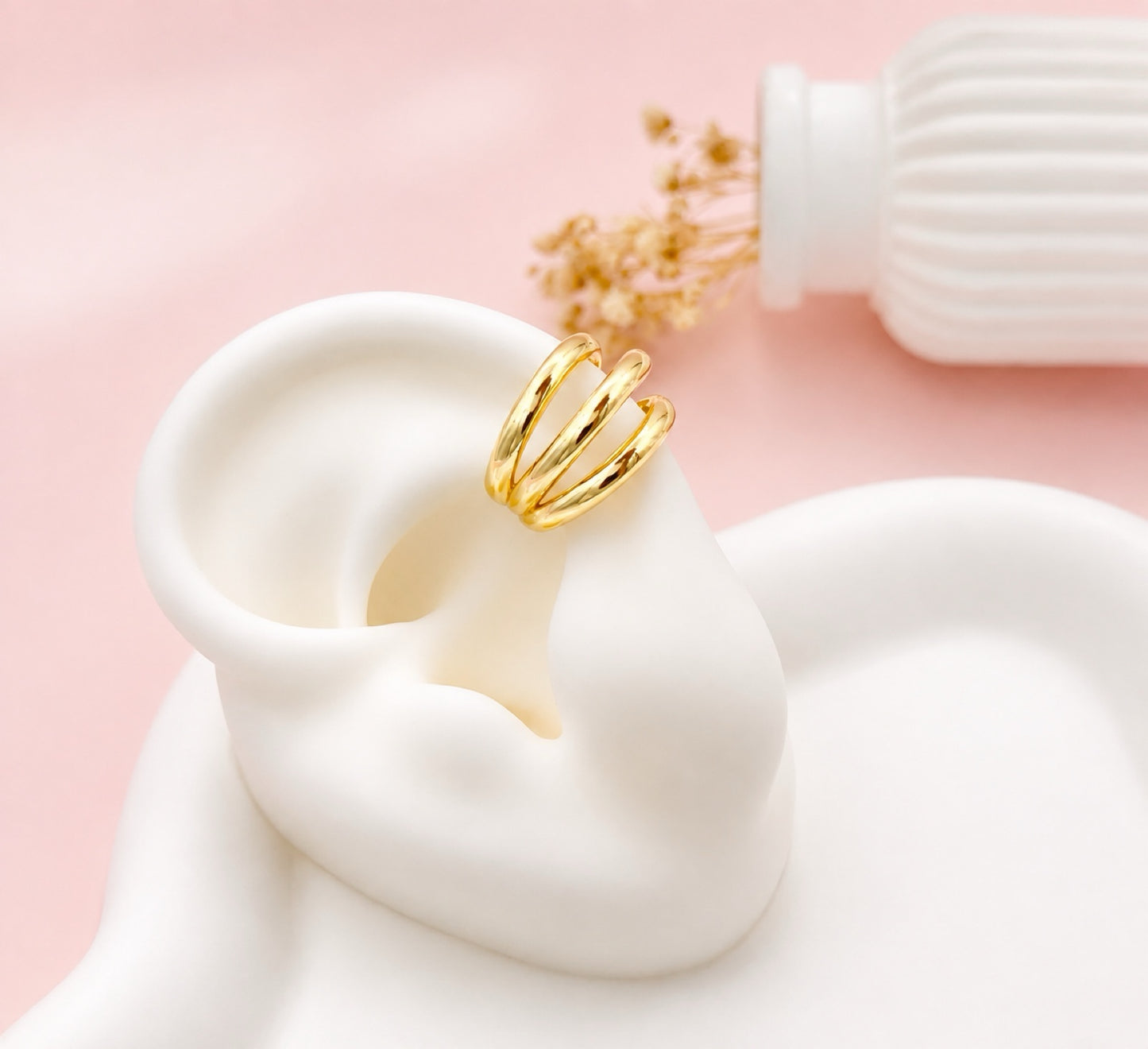 EARCUFF