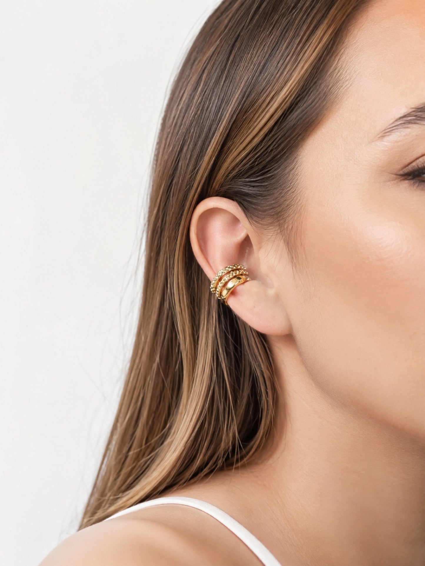 EARCUFF