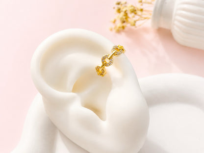 EARCUFF